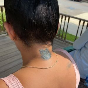 Meet your Posher, Janil